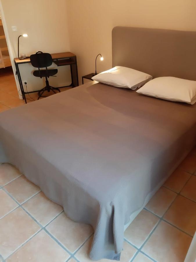 Charbonnières-les-Bains Appartement Dans Propriete Calme En Pleine Nature מראה חיצוני תמונה